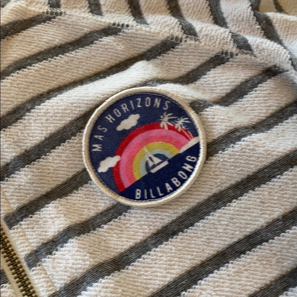 BillaBong - Picture 2 of 3